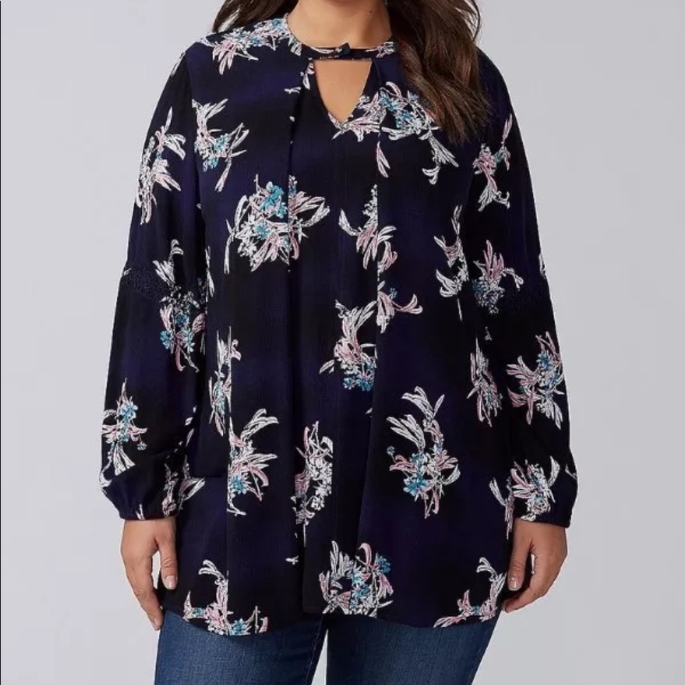 Lane Bryant blue flower blouse with pockets